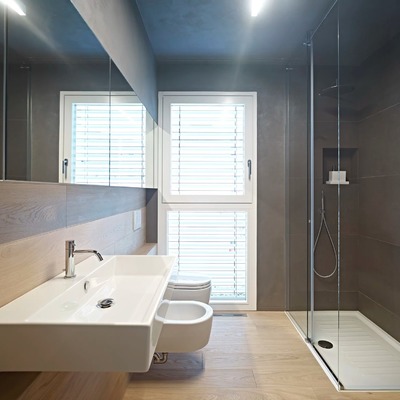 Cambiar la bañera por una ducha