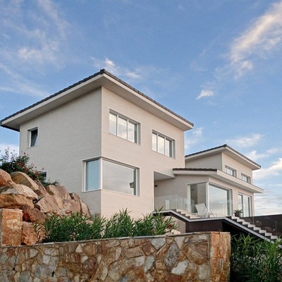 ¿Construcción tradicional o prefabricada?