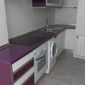 Cocina formica blanco/morado