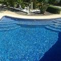 piscina gunitada con doble escalera 