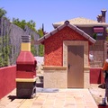barbacoa y baño exterior