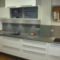 COCINA BLANCA Y GRIS