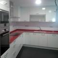 COCINA MOBILIARIO EN BLANCO