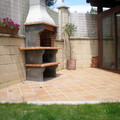 Colocación de pavimento y barbacoa en jardin