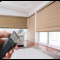 Cortinas plegables motorizadas con mando a distancia