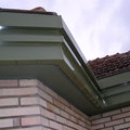 Forro metálico en cornisas de terraza.