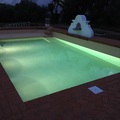 piscina iluminada