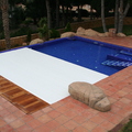 PISCINA CON CUBIERTA AUTOMATICA