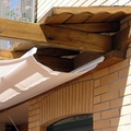 Pérgola con toldo y tejadillo de protección 