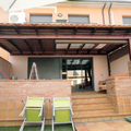 PERGOLA EXTERIOR DE CASA