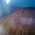 Pintado de habitación y barnizado suelo laminado