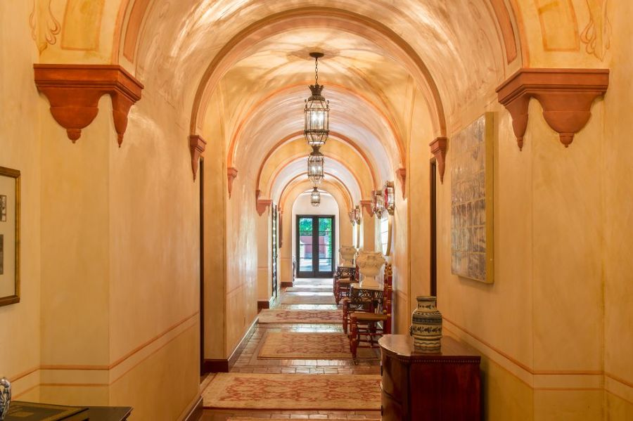 HACIENDA LA PAZ ( LOS ÁNGELES. CALIFORNIA. EE.UU.) 