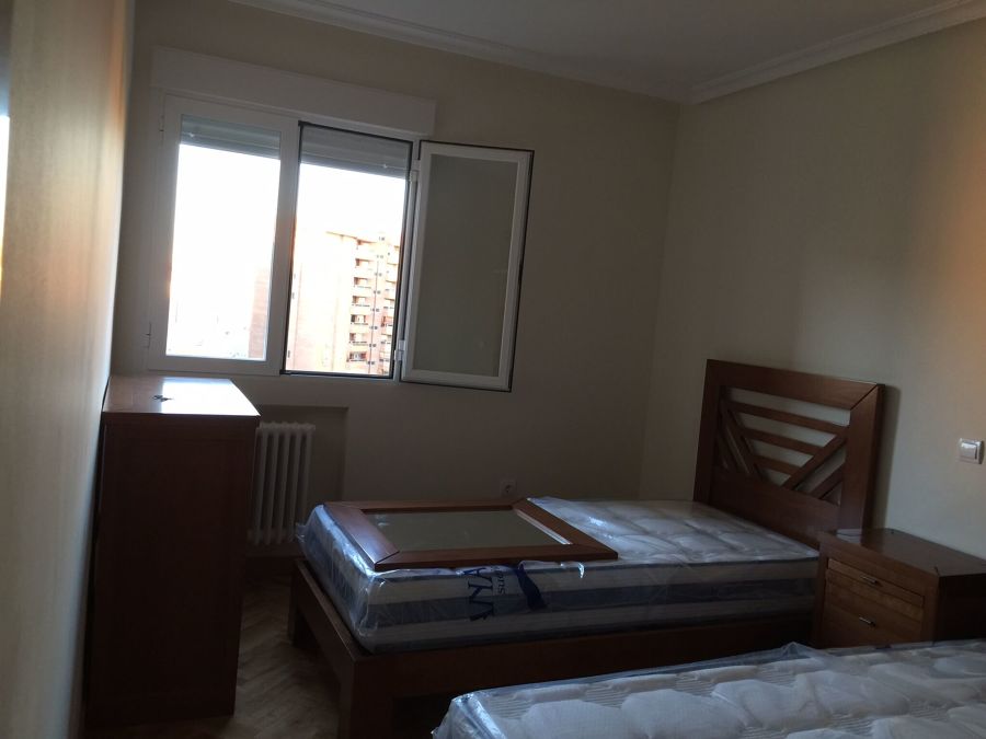 Dormitorio en vivienda