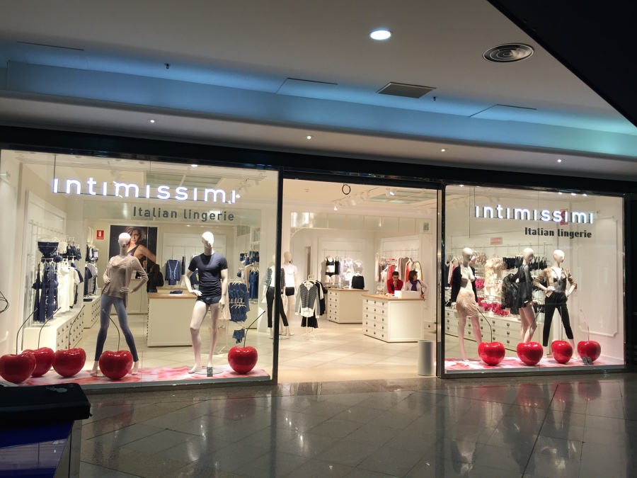 Fachada tienda Intimissimi