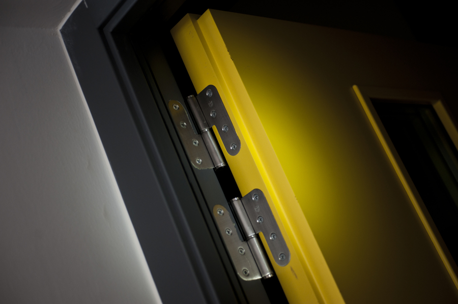 Detalle puerta acústica