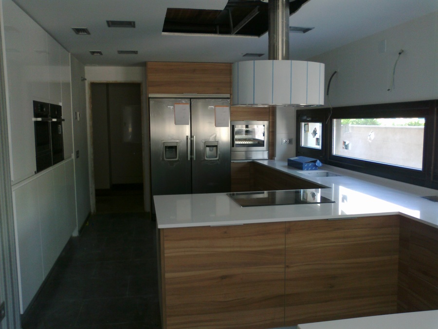 Cocina con península.