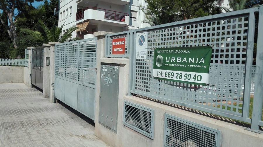 Lijado y pintado de vallas exteriores