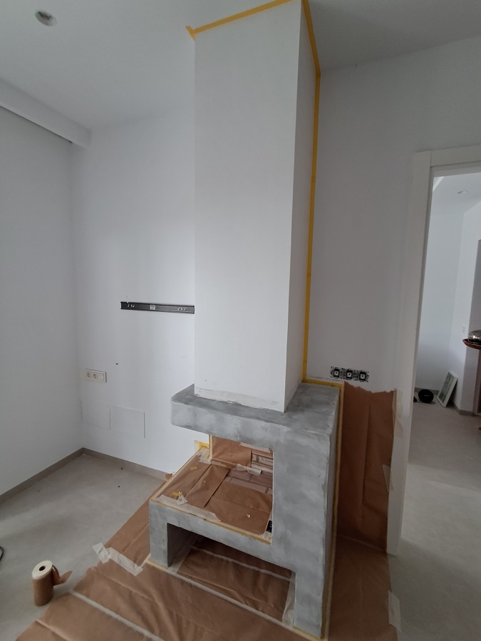 chimenea antes del microcemento