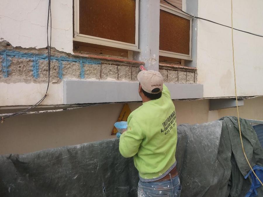 Reforma fachada calafel pasivar el herro