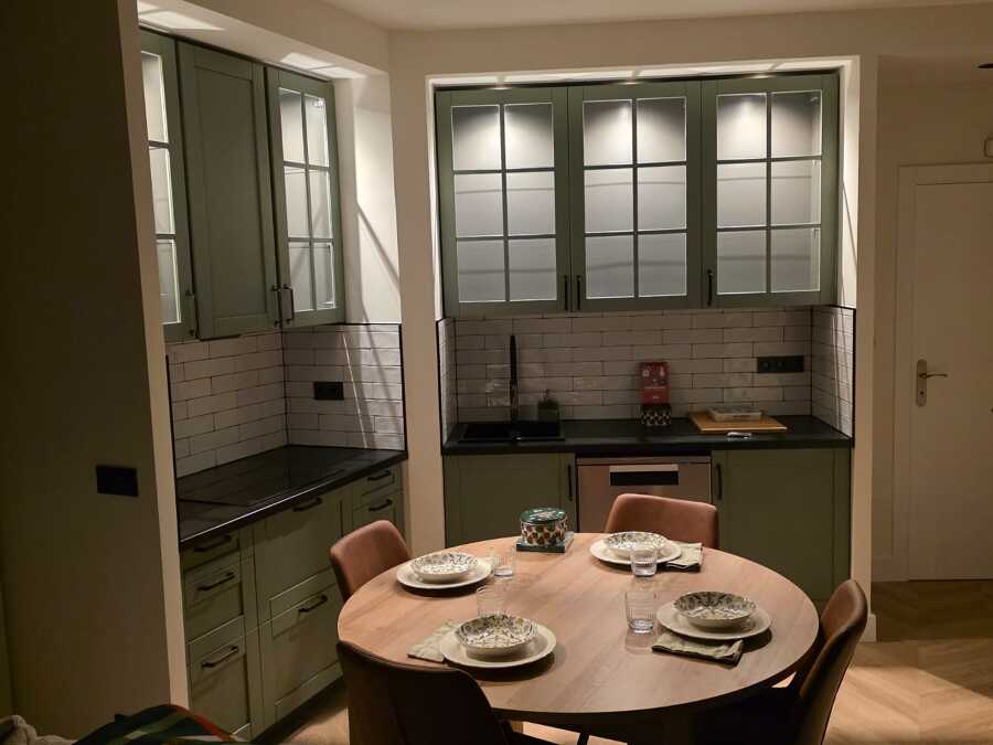 Cocina moderna tras reforma integral