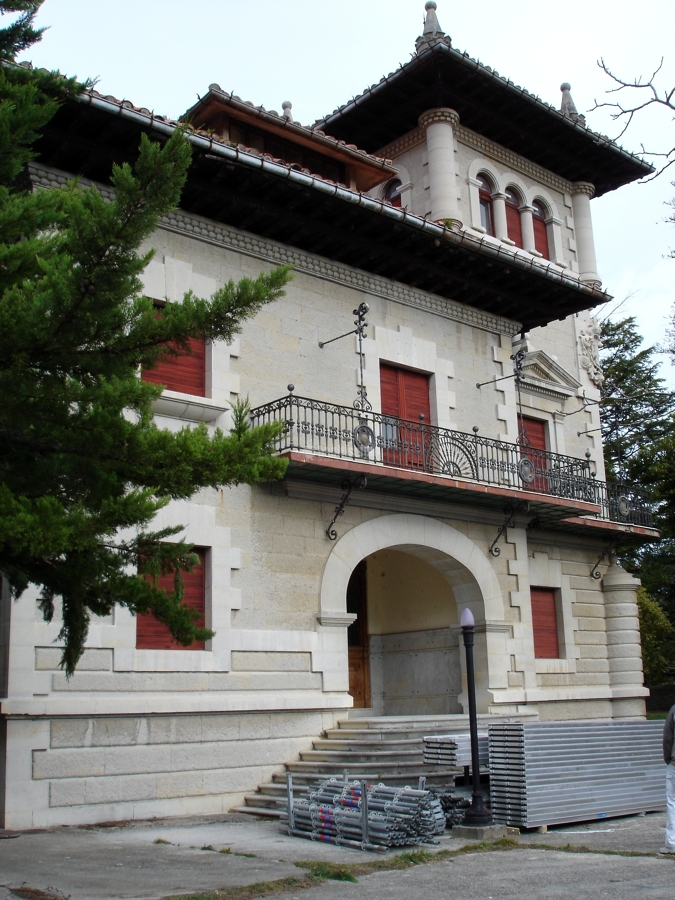 Restauración Edificios, Portales, Tejados