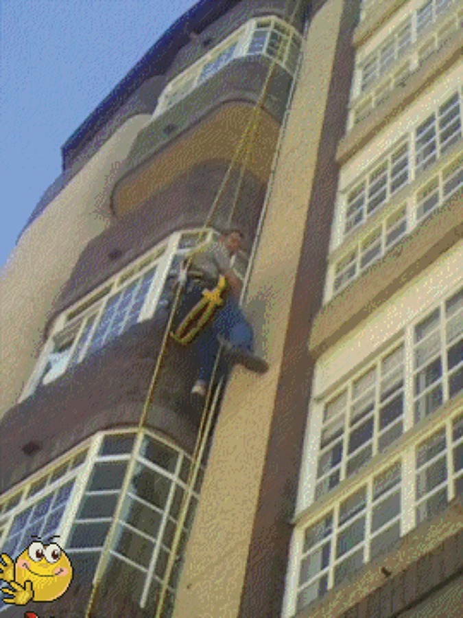 Instalación de tuberías de gas natural en el Edificio