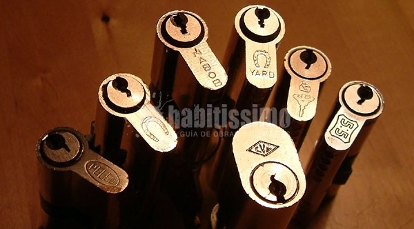 Cerrajeros, Cerraduras, Cerrajería