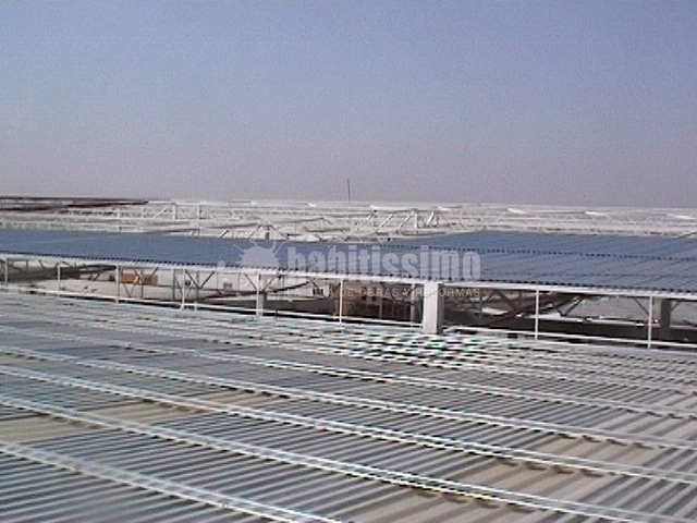 Construcción Naves Industriales, Cerramientos, Carpintería Metálica