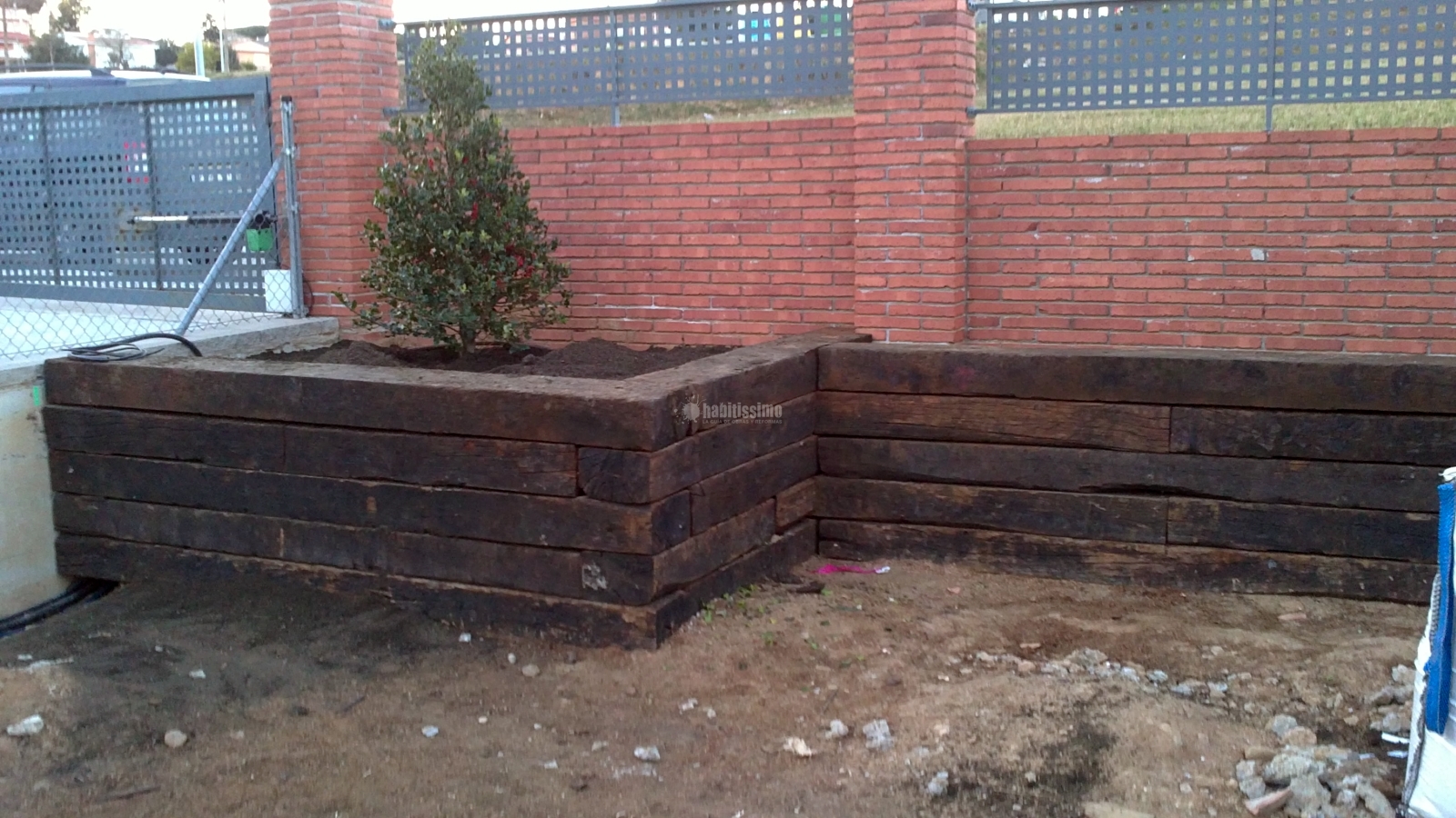 JARDINERAS TRAVIESA DE ROBLE