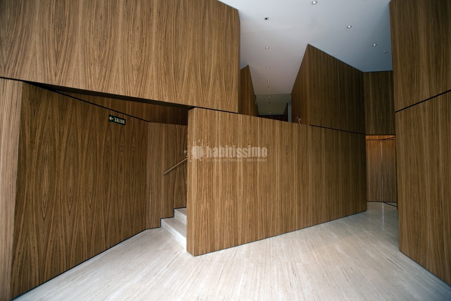 Revestimientos Interiores en MADERA NATURAL