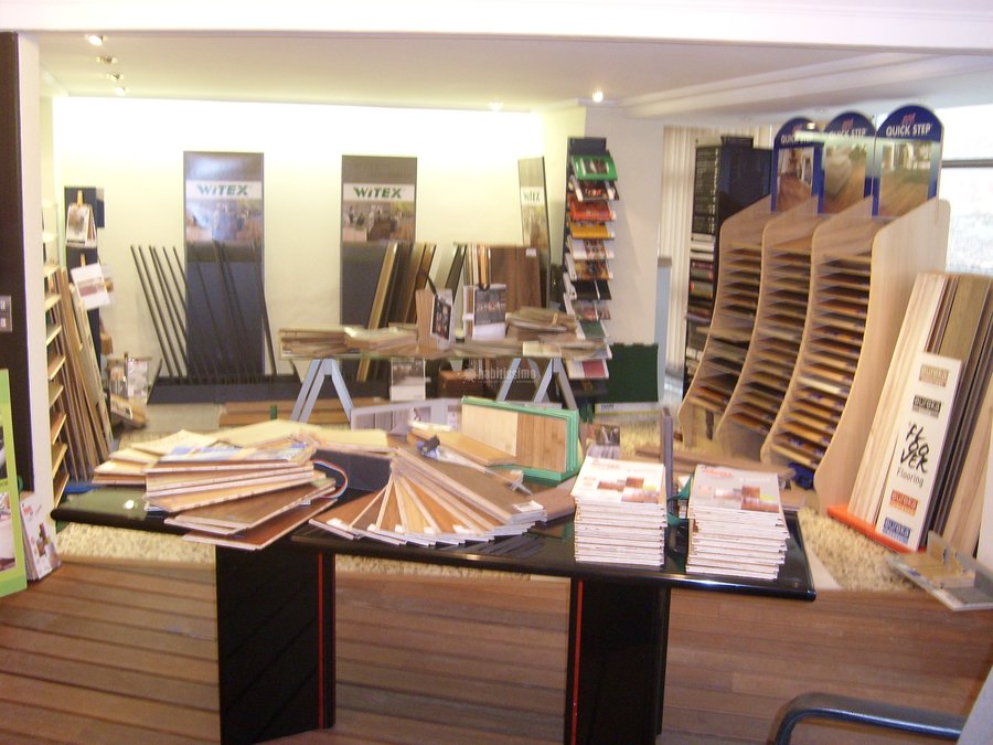 Reformas Viviendas, Moquetas Cesped Artifcial, Pavimentos Revestimientos