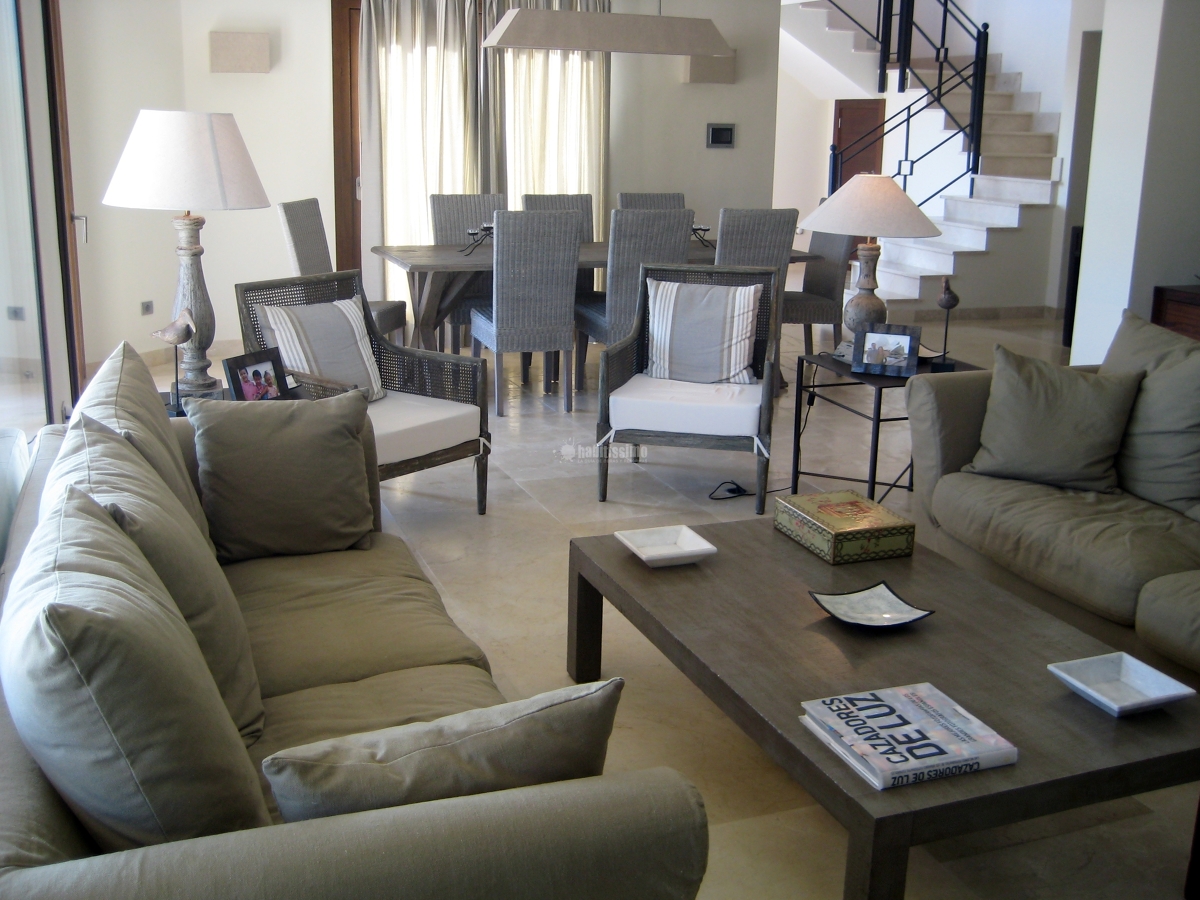 Interioristas, Tapizados, Papel Pintado