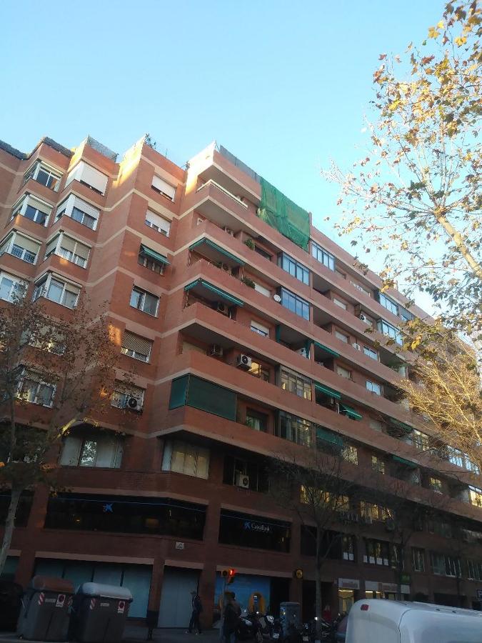 Proteccion balcon para hacer reparaciones Barcelona