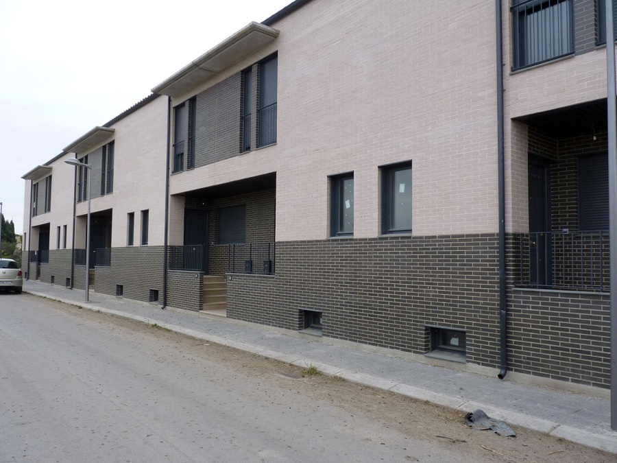11 VIVIENDAS UNIFAMILIARES EN MEDIANA DE ARAGON