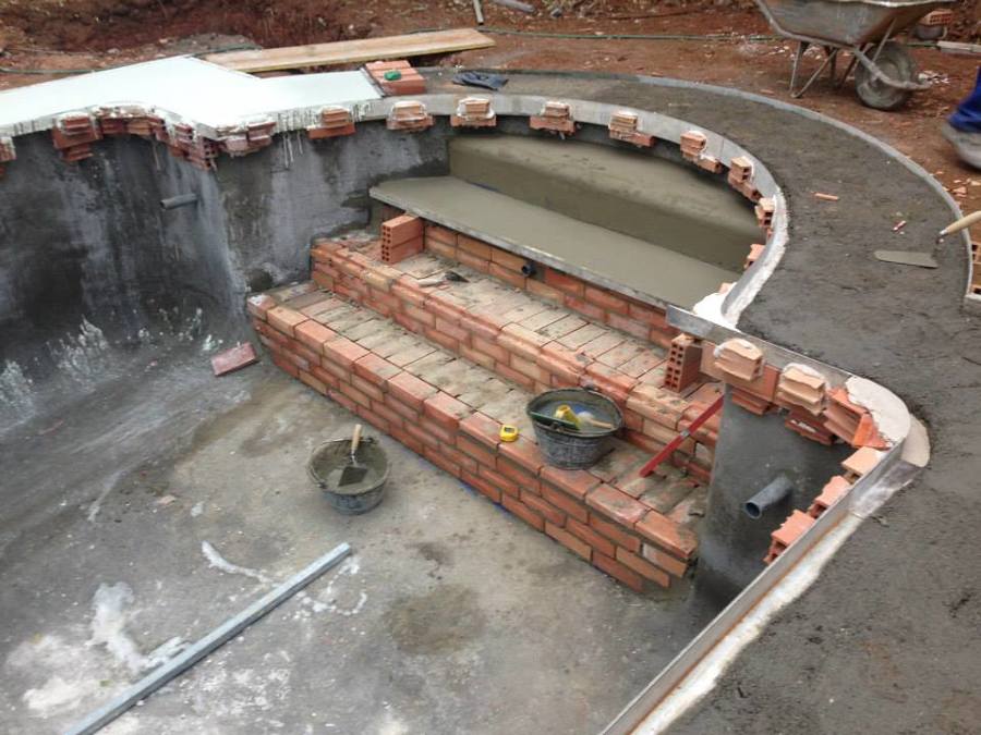 construcción de piscina