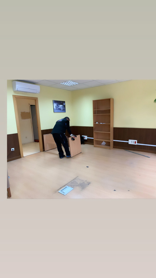 DESMONTAJE DE MUEBLES OFICINAS