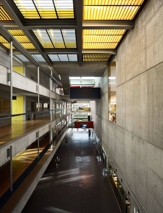 Reforma de lucernarios para la Facultad de Económicas de la UMU