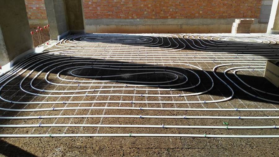 Suelo radiante casa OKO