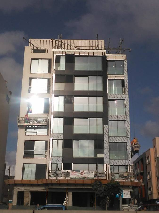 ALUAR TAMBIÉN PRESTA SUS SERVICIOS.