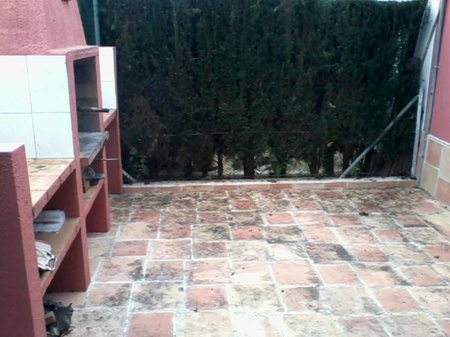 Pulimiento de baldosas 