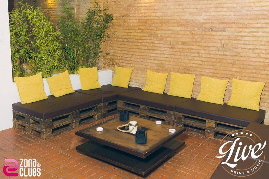 PROYECTO DE REFORMA Y ACONDICIONAMIENTO DE LOCAL