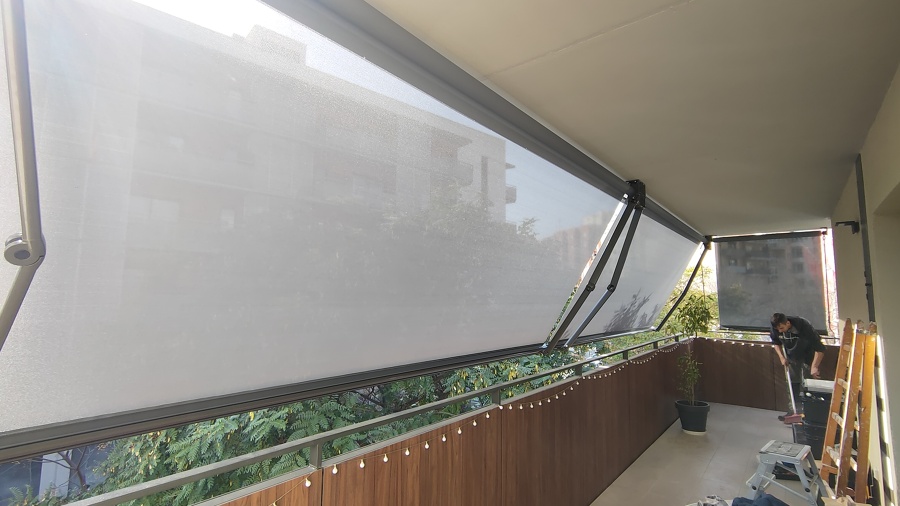 Toldo brazo extensible