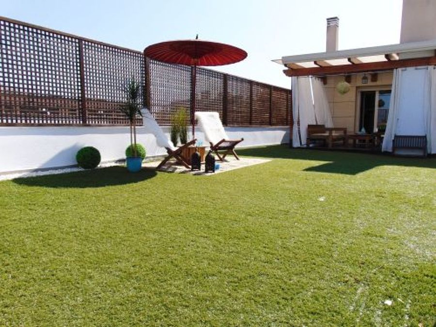 Vista de amplia terraza