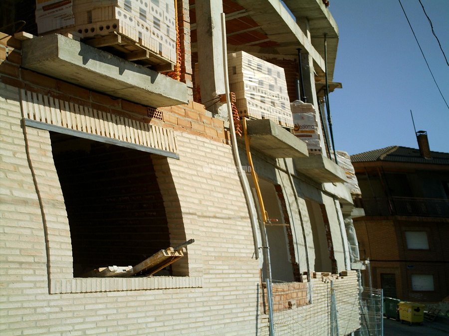 Reformas Comunidades, Construcciones Reformas