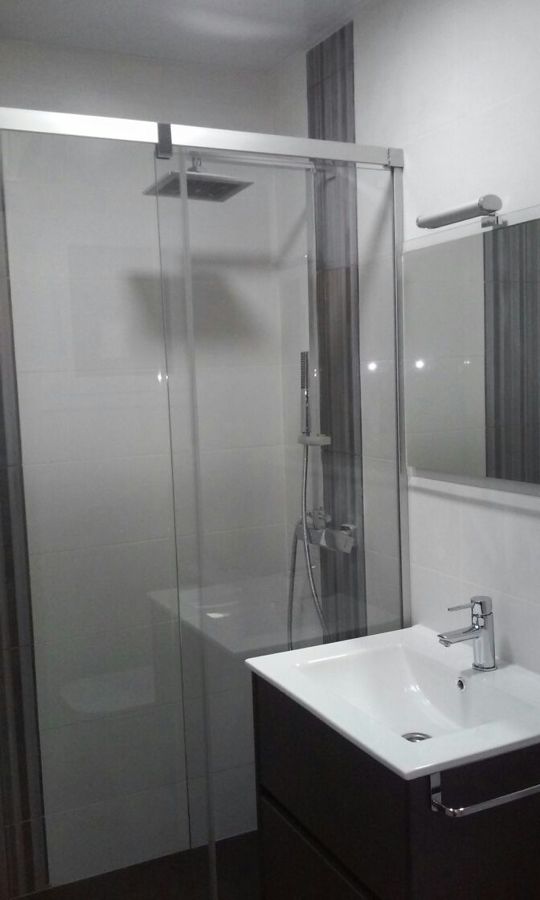 Baño Santa Coloma, Barcelona (Opinion negativa del cliente)