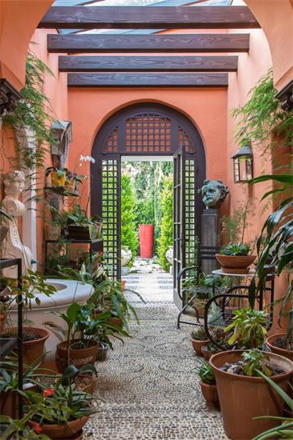 HACIENDA LA PAZ ( LOS ÁNGELES. CALIFORNIA. EE.UU.) 