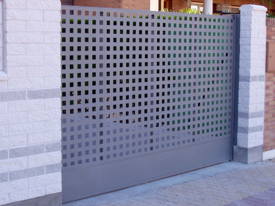 15- Puerta corredera