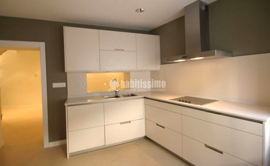 Reformas Viviendas, Construcciones Reformas, Arquitectura