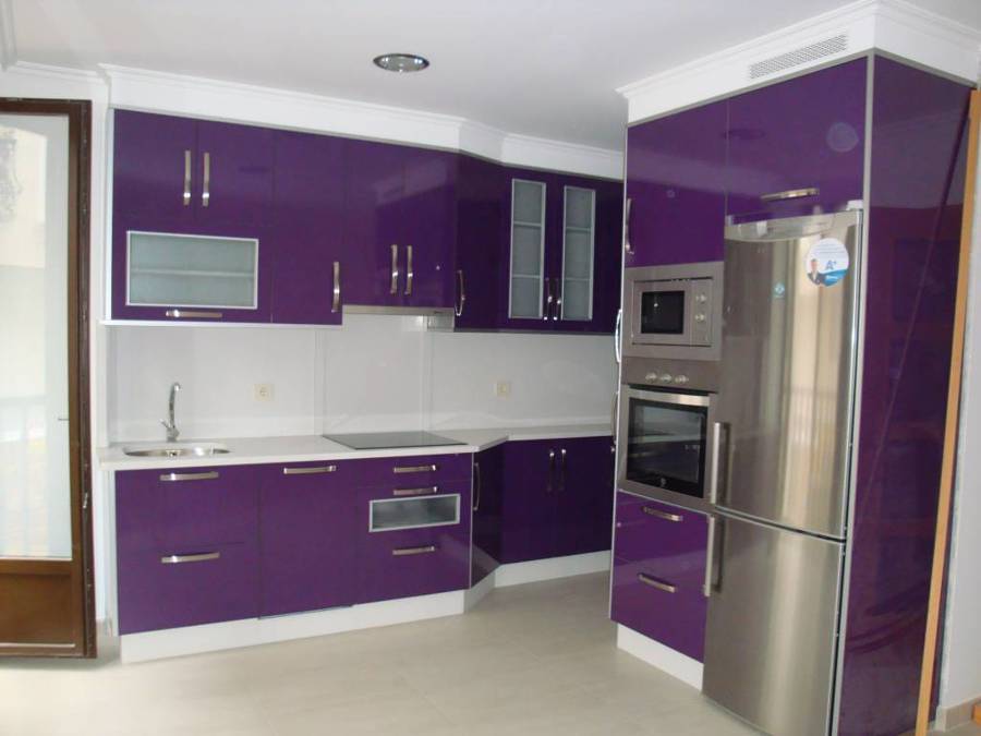 Muebles de cocina en postformado