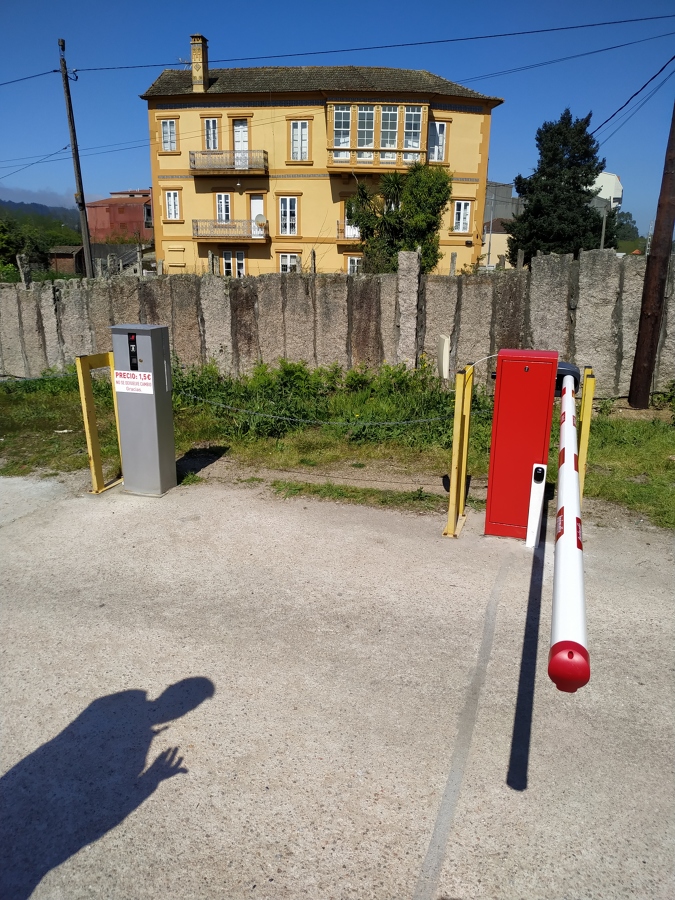 CONTROL DE ACCESOS ANTIVANDALICO PARA APARCAMIENTO PRIVADO